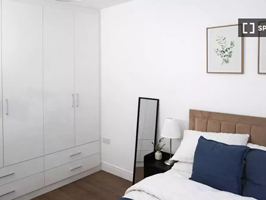 Immagine 17 di Appartamento in affitto  in Salisbury Road a 