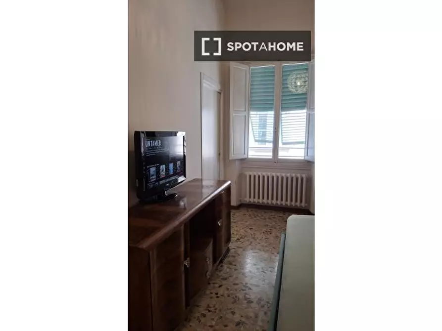 Immagine 10 di Camera condivisa in affitto  in Via di Santa Lucia a Firenze