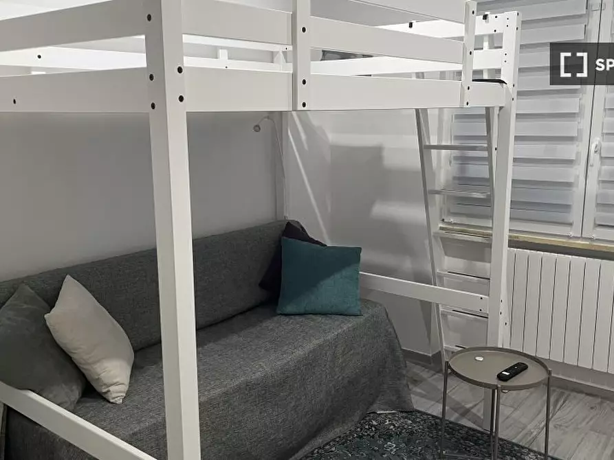 Immagine 15 di Appartamento in affitto  in Via Statilio Tauro a Roma