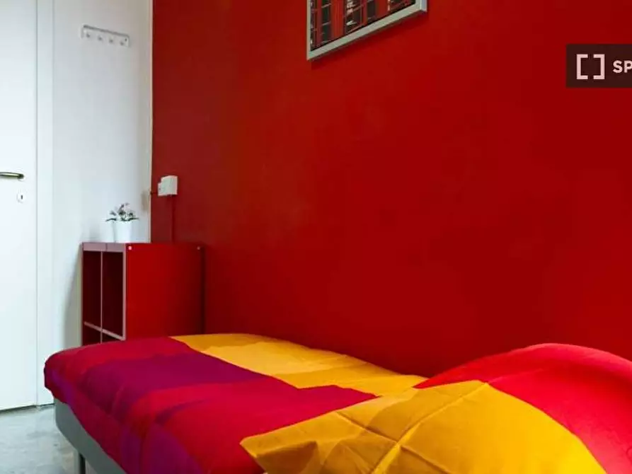 Immagine 4 di Camera condivisa in affitto  in Via Salvatore Barzilai a Milano