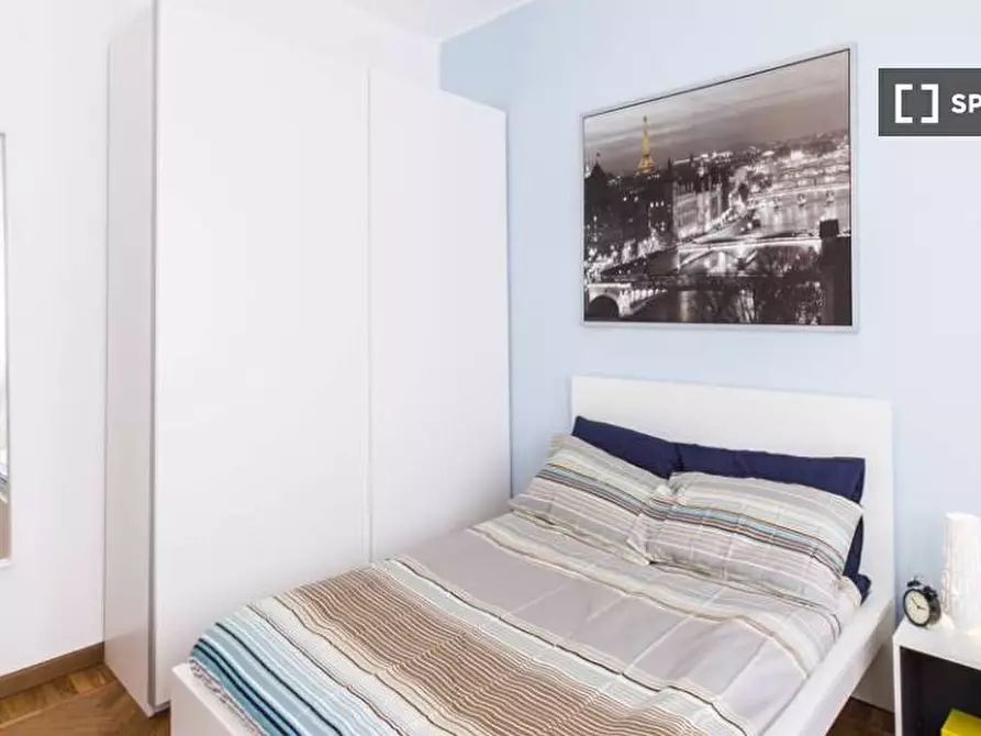 Immagine 3 di Camera condivisa in affitto  in Via Moncalvo a Milano