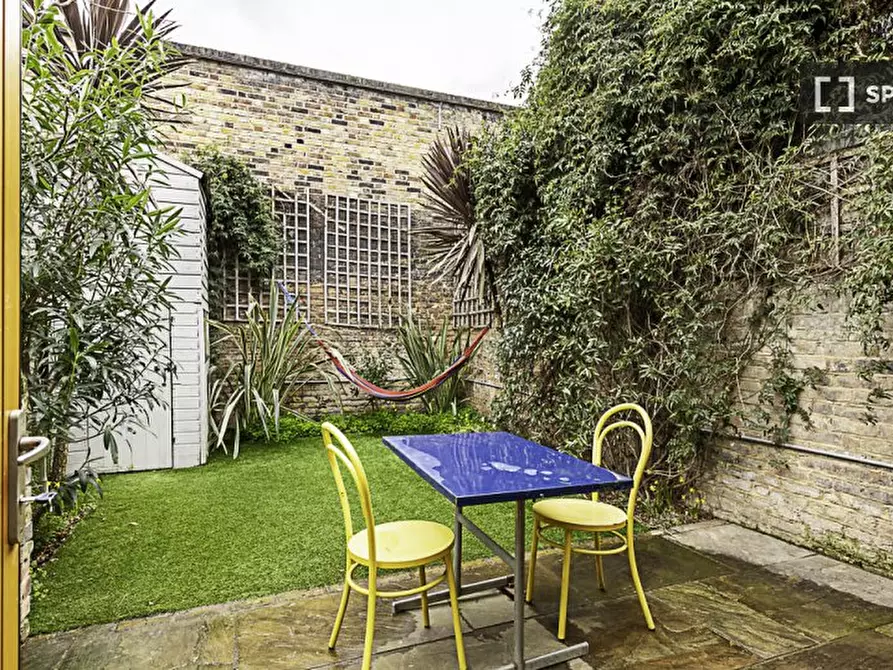 Immagine 2 di Appartamento in affitto  in Kenton Road a Hackney