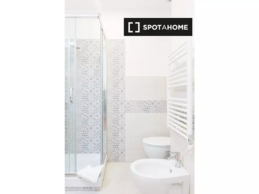 Immagine 17 di Appartamento in affitto  in Via di S. Vitale a Roma