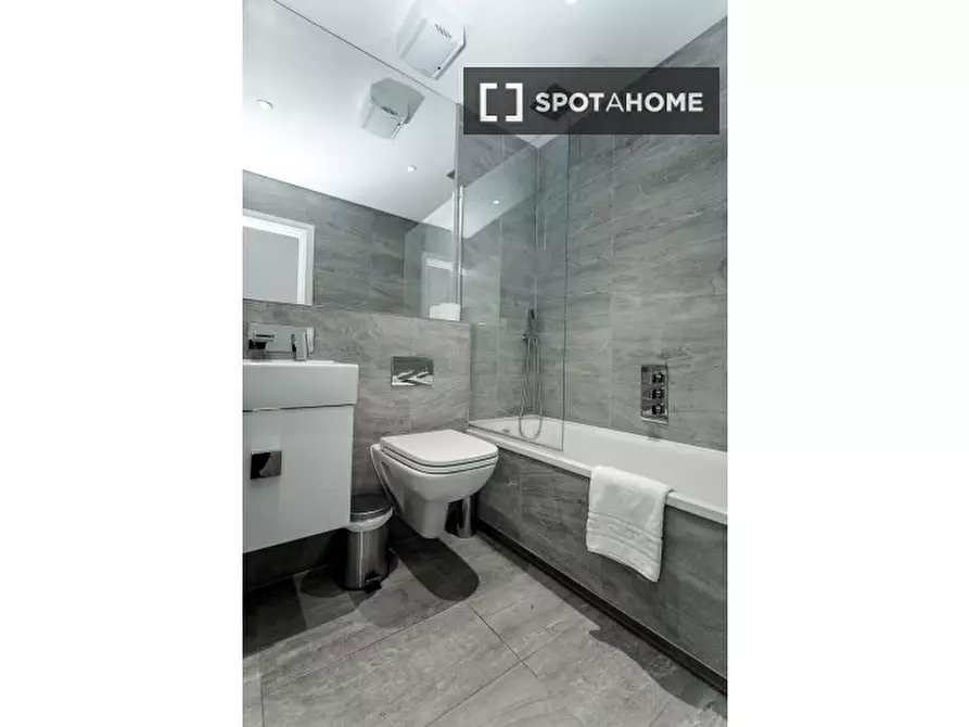 Immagine 5 di Appartamento in affitto  in Flat 104, 6 Bromehead St, Whitechapel, London E1 2PQ a Poplar