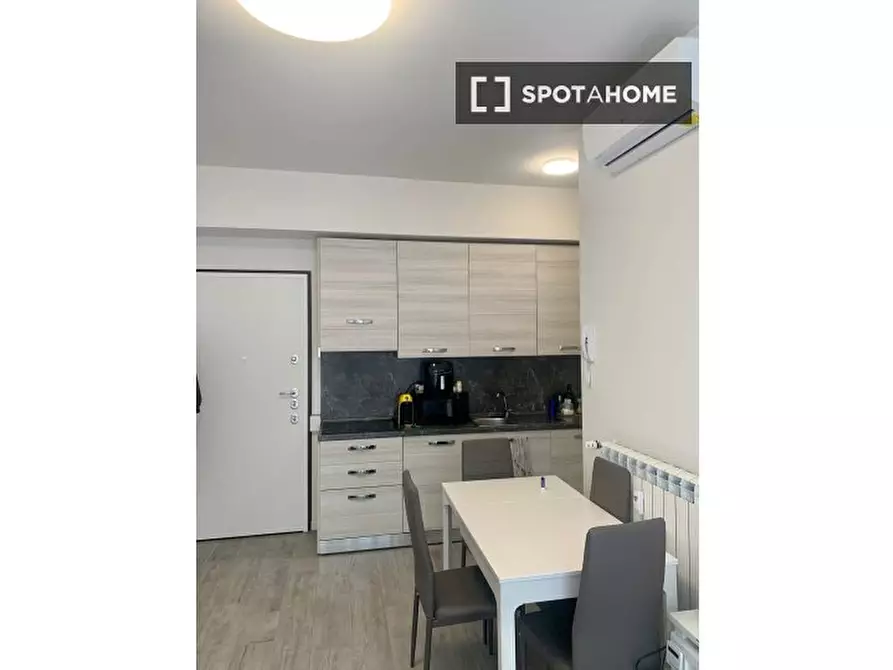 Immagine 2 di Appartamento in affitto  in Via Leopoldo Sabbatini a Milano