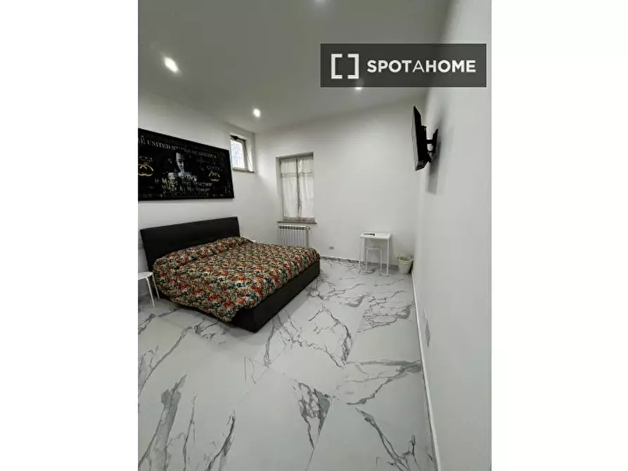 Immagine 5 di Camera condivisa in affitto  in Via Mario Greppi a San Donato Milanese