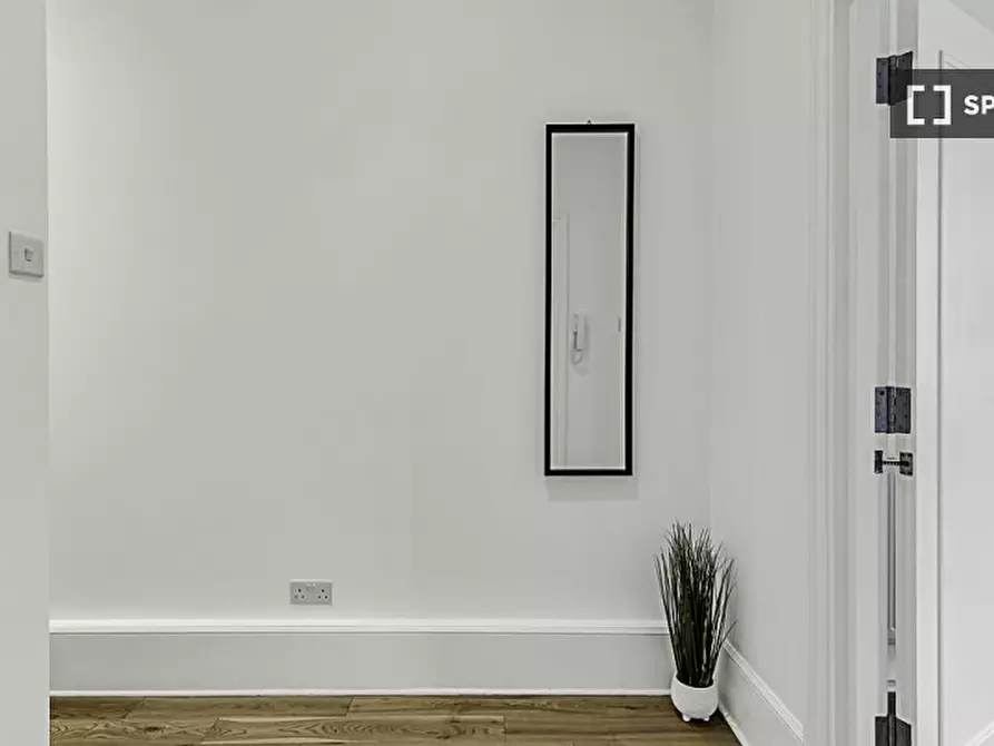 Immagine 14 di Appartamento in affitto  in Norfolk Place a Paddington