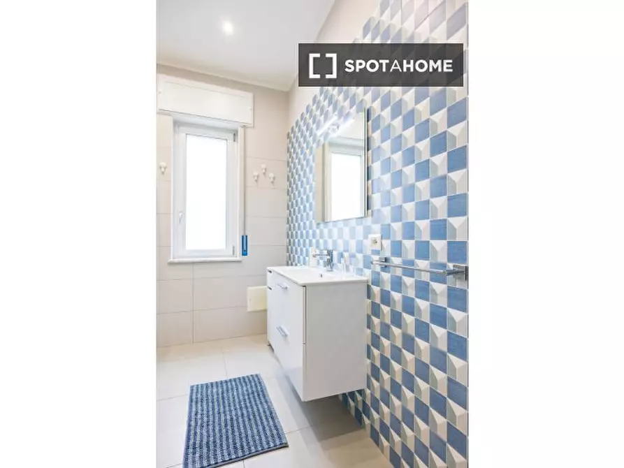 Immagine 19 di Appartamento in affitto  in Via Nuova San Rocco a Napoli