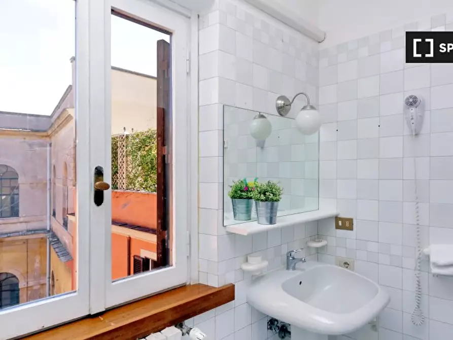 Immagine 14 di Ufficio in affitto  in Via del Colosseo a Roma