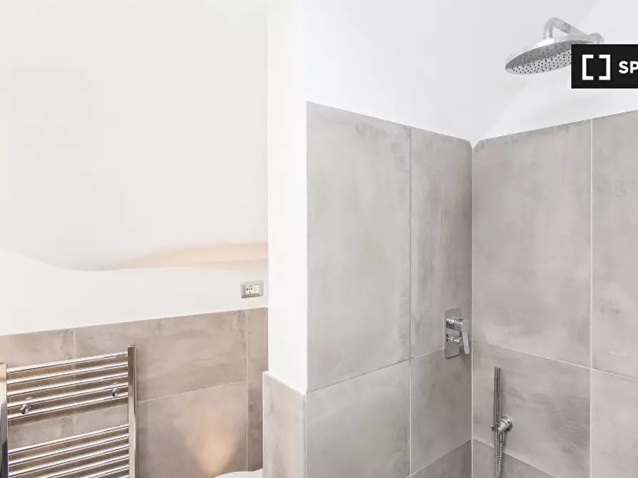 Immagine 17 di Appartamento in affitto  in Via di S. Giovanni Decollato a Roma