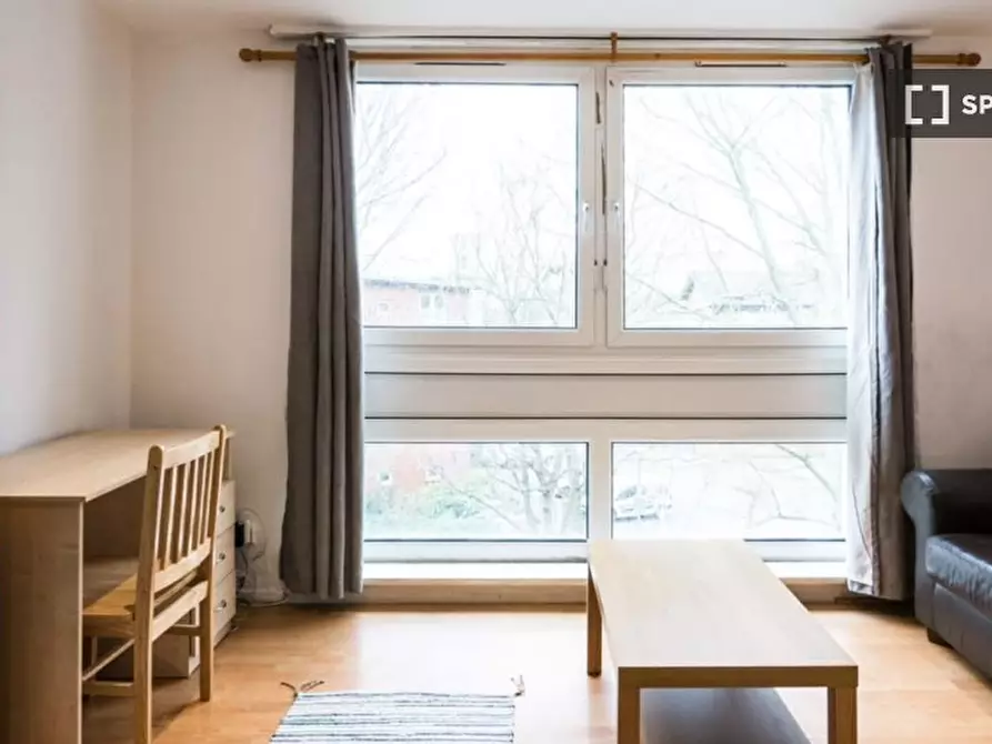 Immagine 13 di Camera condivisa in affitto  in Queensdale Crescent a Kensington