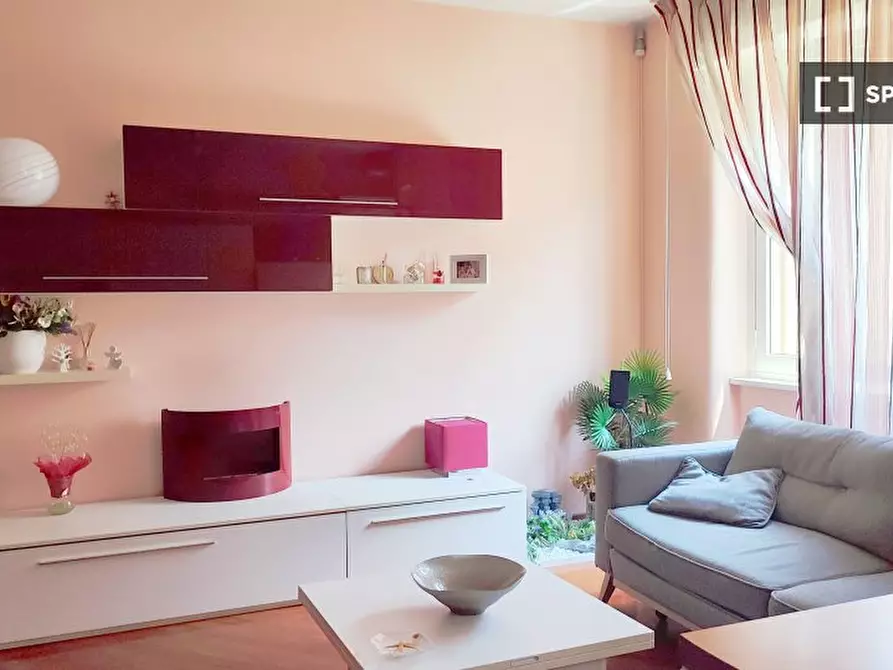 Immagine 1 di Appartamento in affitto  in Via Fratelli Rosselli a Milano