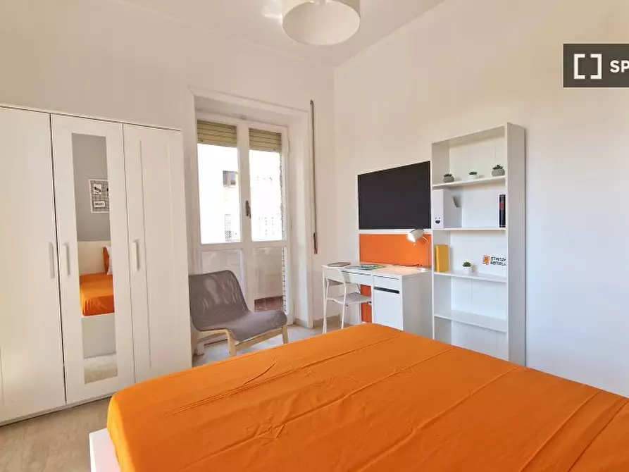 Immagine 5 di Camera condivisa in affitto  in Lungotevere di Pietra Papa a Roma