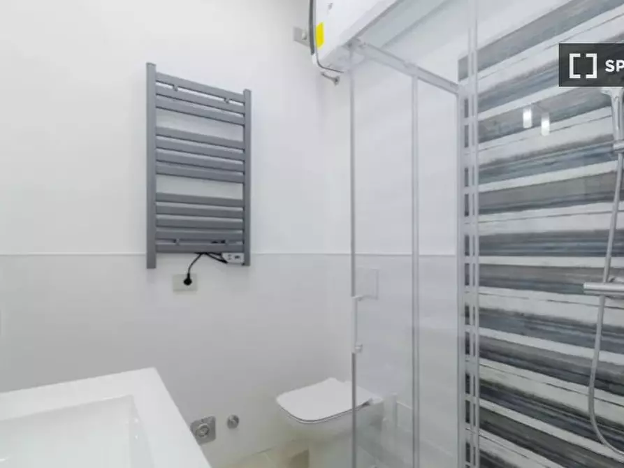 Immagine 6 di Ufficio in affitto  in Via Lombriasco a Torino