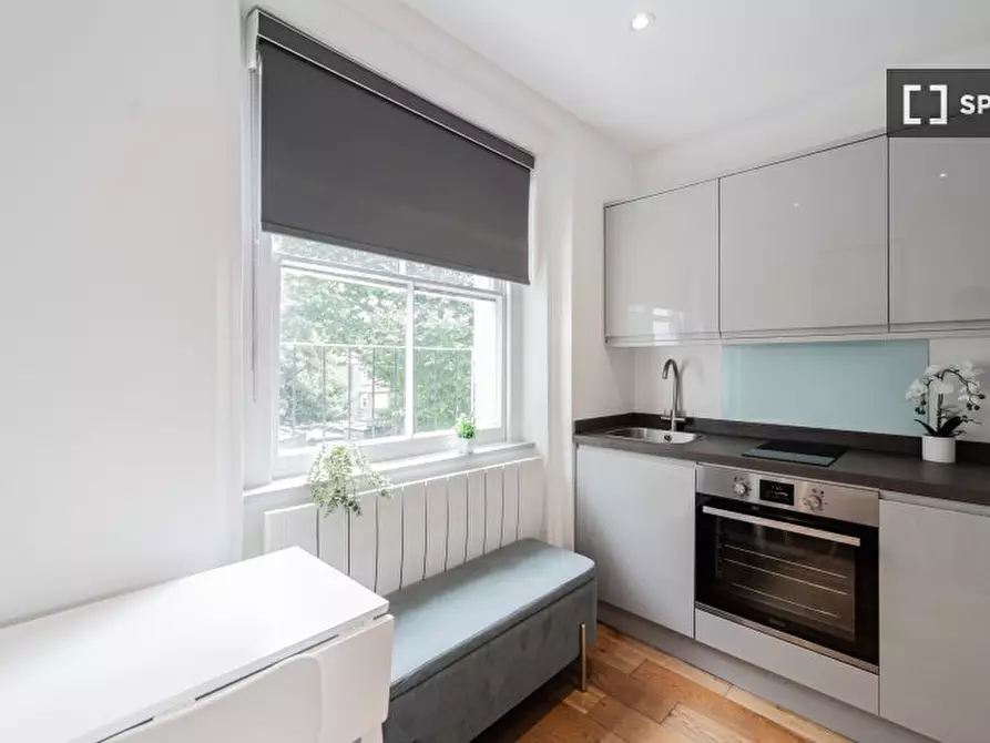Immagine 19 di Ufficio in affitto  in Flat a Paddington