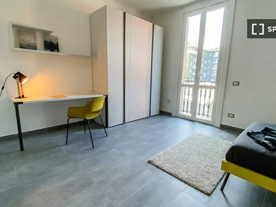 Immagine 6 di Camera condivisa in affitto  in Via Democrito a Milano