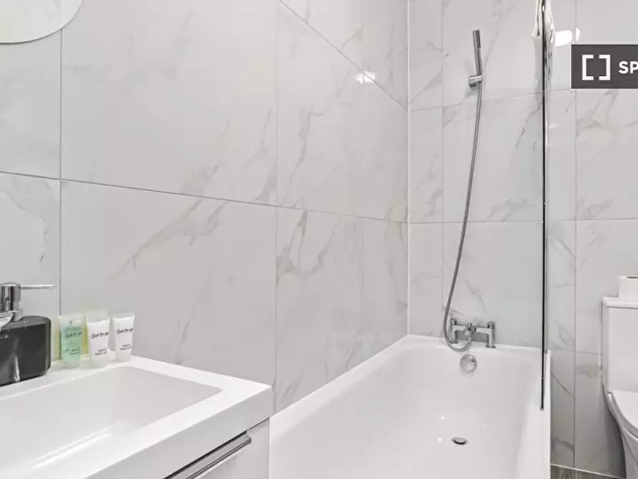 Immagine 2 di Appartamento in affitto  in flat d a Tottenham