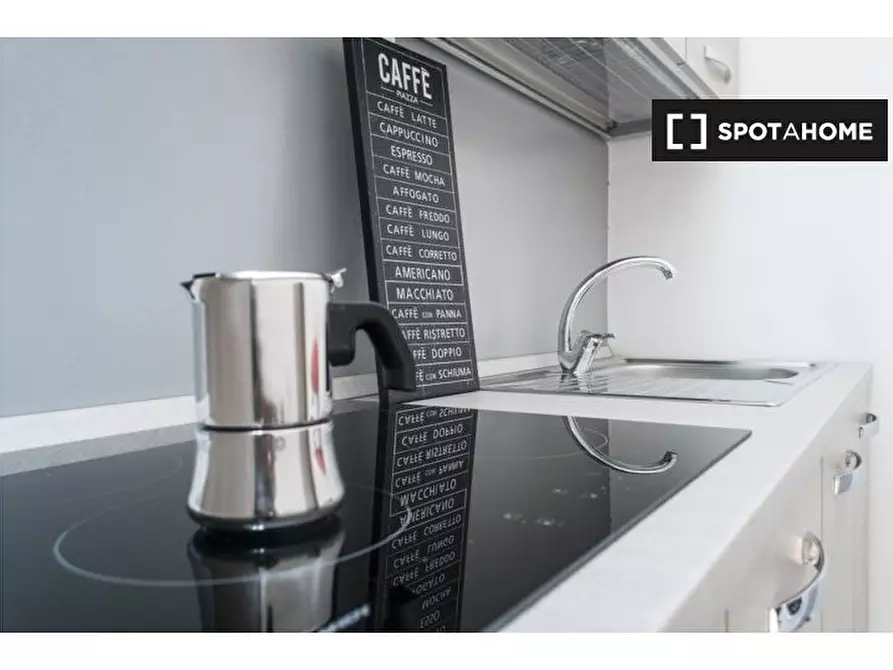 Immagine 7 di Camera condivisa in affitto  in Via Aldo Barbaro a Torino