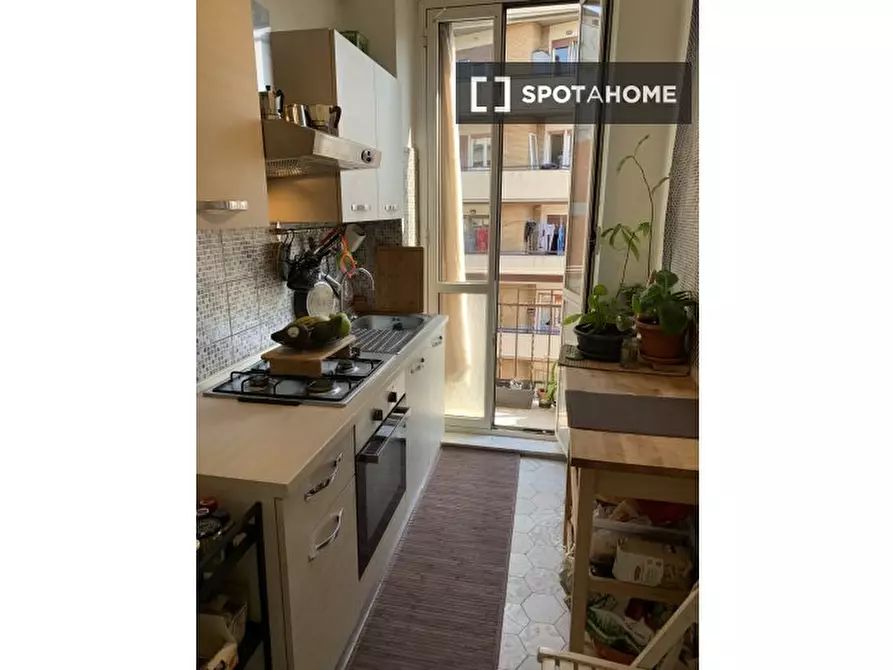 Immagine 2 di Appartamento in affitto  in Via della Marranella a Roma