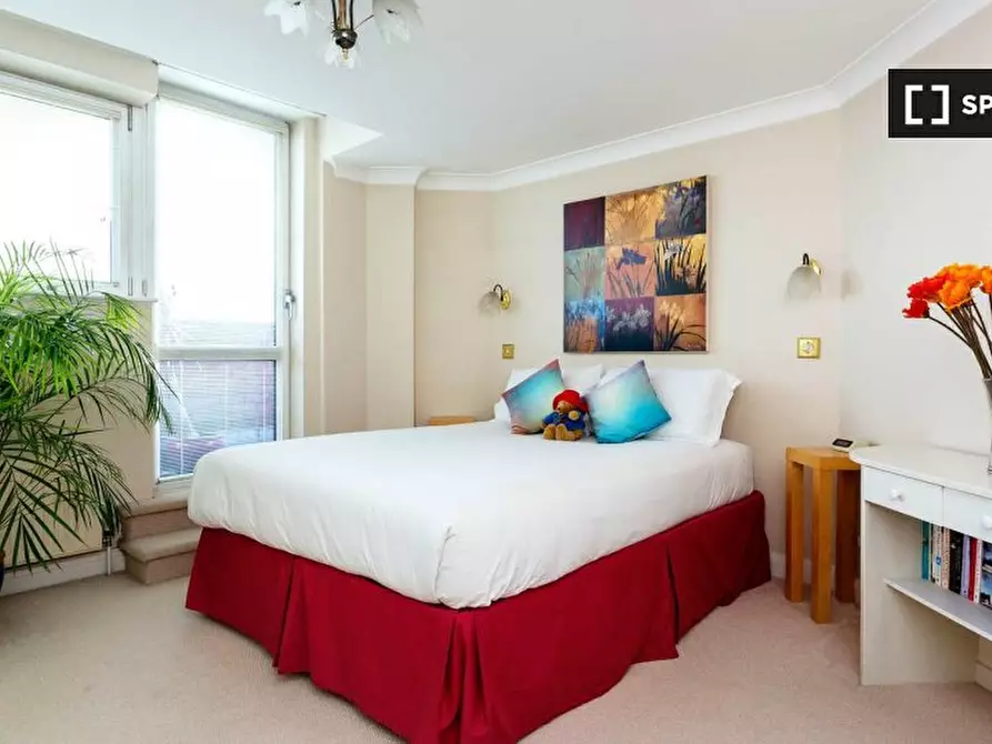 Immagine 9 di Appartamento in affitto  in Flat Blazer Court a Paddington