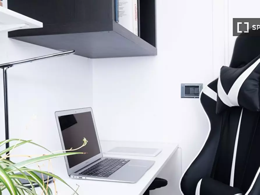 Immagine 12 di Camera condivisa in affitto  in Viale Papiniano a Milano