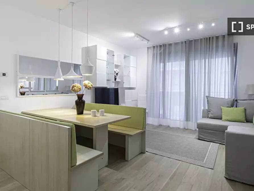 Immagine 1 di Appartamento in affitto  in Via Giuseppe Compagnoni a Milano