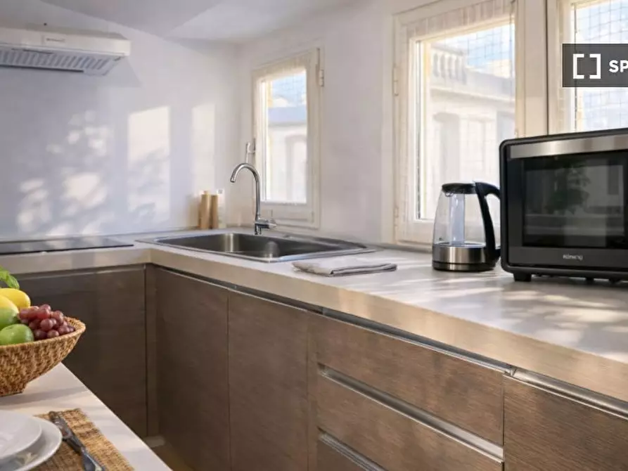 Immagine 8 di Ufficio in affitto  in Via Amerigo Vespucci a Milano