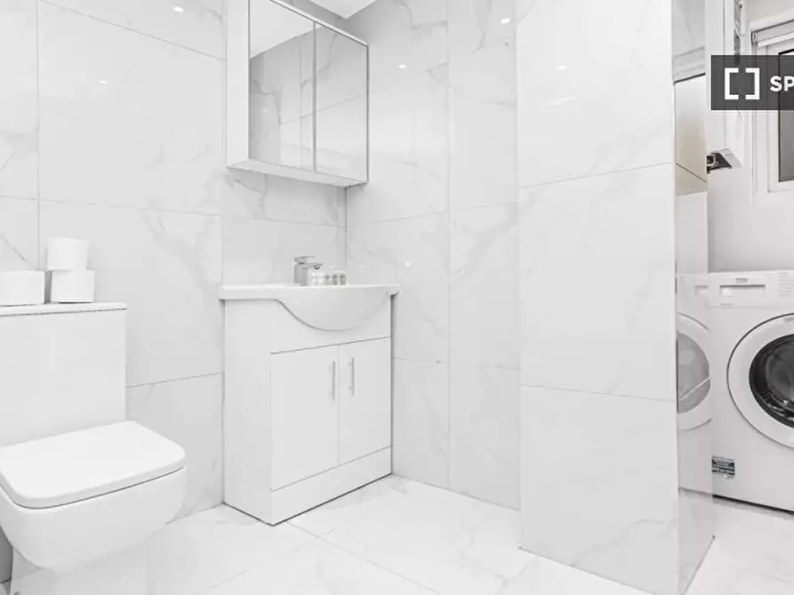 Immagine 5 di Appartamento in affitto  in flat a a Tottenham