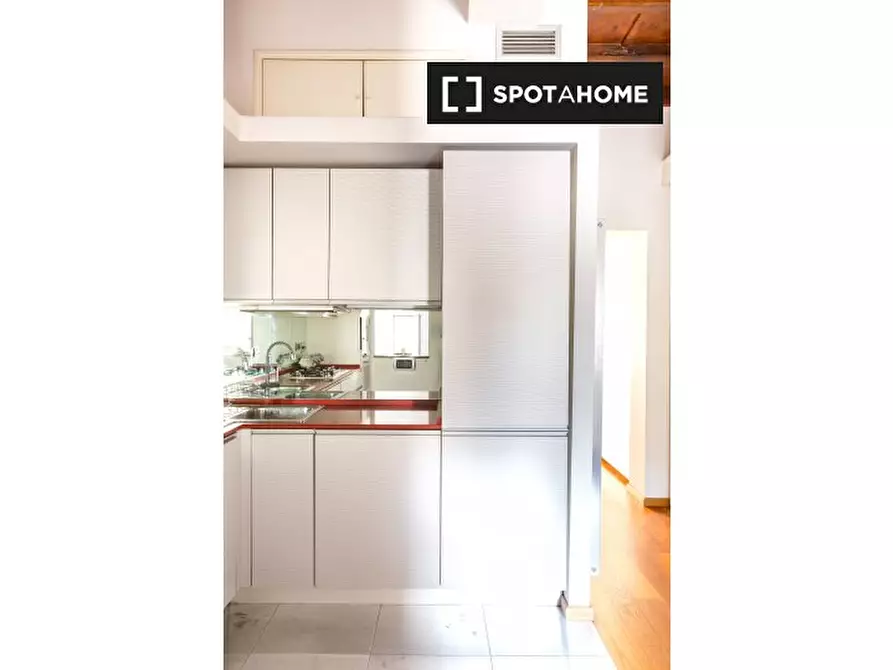 Immagine 15 di Appartamento in affitto  in Vicolo di Santa Margherita a Roma