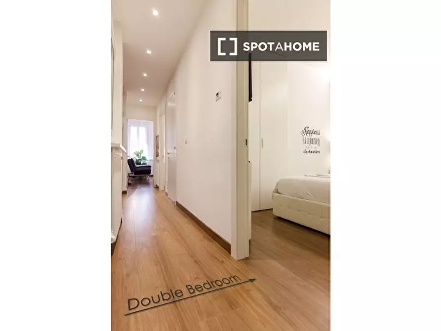 Immagine 2 di Appartamento in affitto  in Via Broccaindosso a Bologna