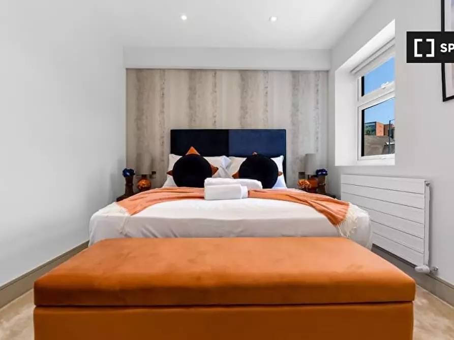 Immagine 4 di Appartamento in affitto  in Flat Goldman House - 122 Wembley Park drive HA9 8HP a Brent