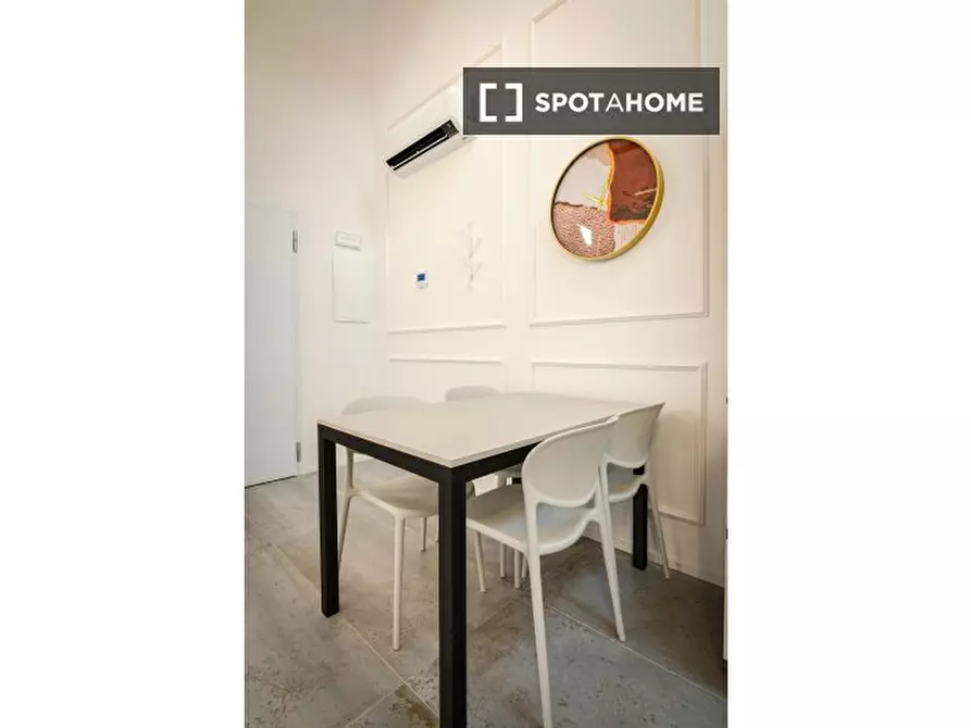 Immagine 13 di Appartamento in affitto  in Via Francesco Albani a Bologna