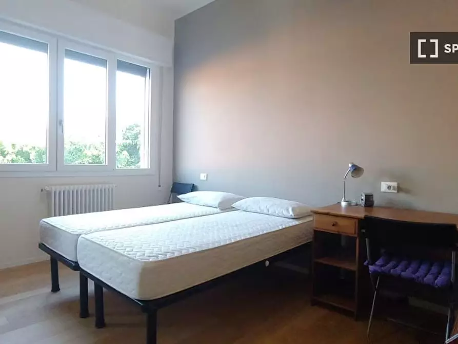 Immagine 8 di Appartamento in affitto  in Via Francesco Baracca a Bologna