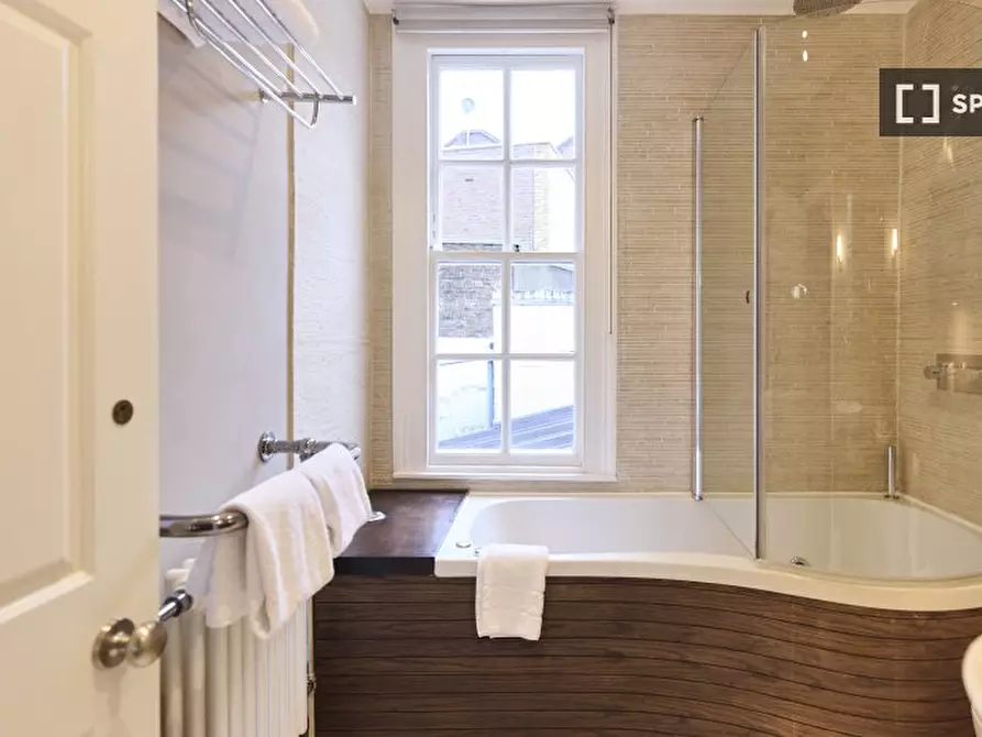 Immagine 11 di Appartamento in affitto  in Uxbridge St a Kensington