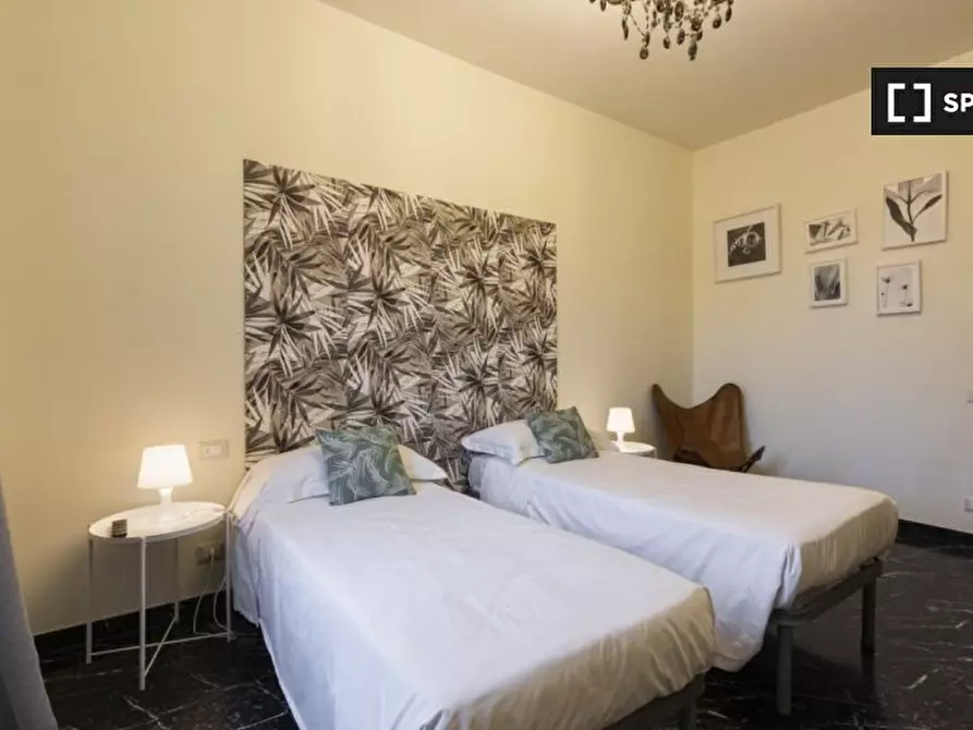 Immagine 11 di Appartamento in affitto  in Via dell' Oriuolo a Firenze