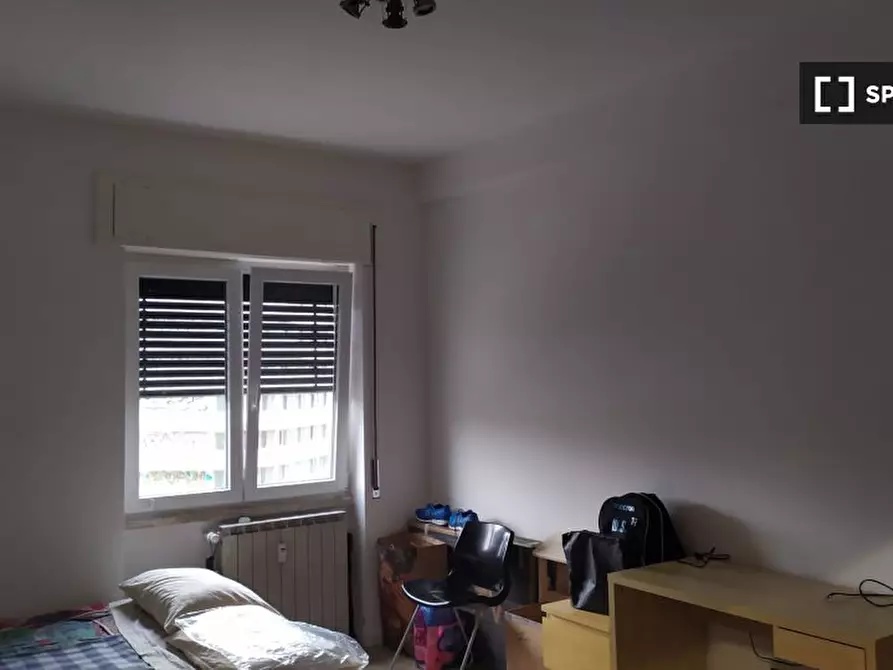Immagine 1 di Camera condivisa in affitto  in Viale Giustiniano Imperatore a Roma