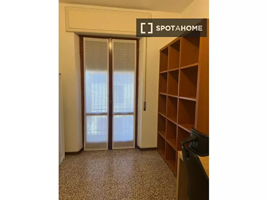 Immagine 2 di Camera condivisa in affitto  in Via Eugenio Villoresi a Inveruno