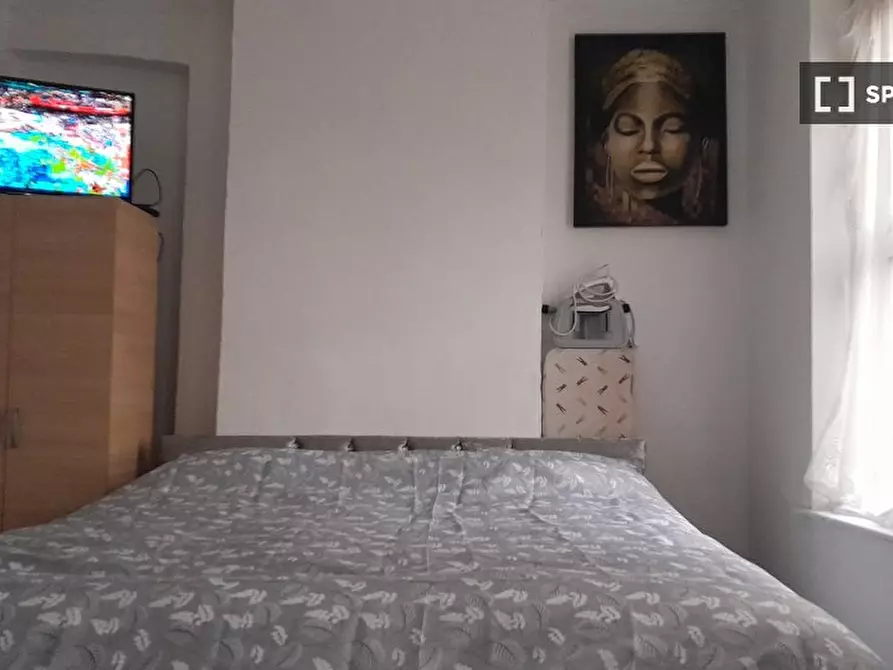Immagine 4 di Camera condivisa in affitto  in A Homesdale Rd a Bromley