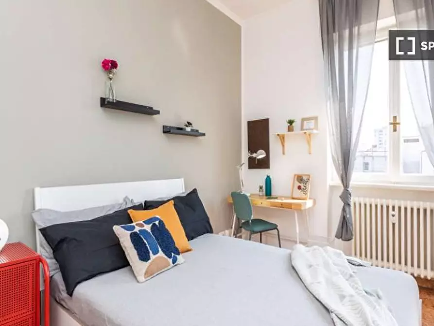 Immagine 6 di Camera condivisa in affitto  in Via Arcivescovo Romilli a Milano