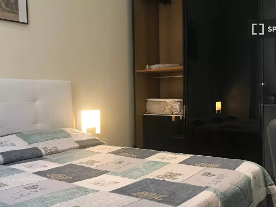 Immagine 2 di Camera condivisa in affitto  in via Carlo Emanuele a Roma