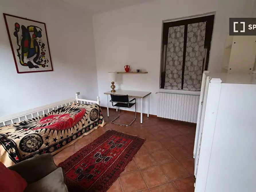 Immagine 10 di Camera condivisa in affitto  in Via S. Biagio a Paderno Dugnano