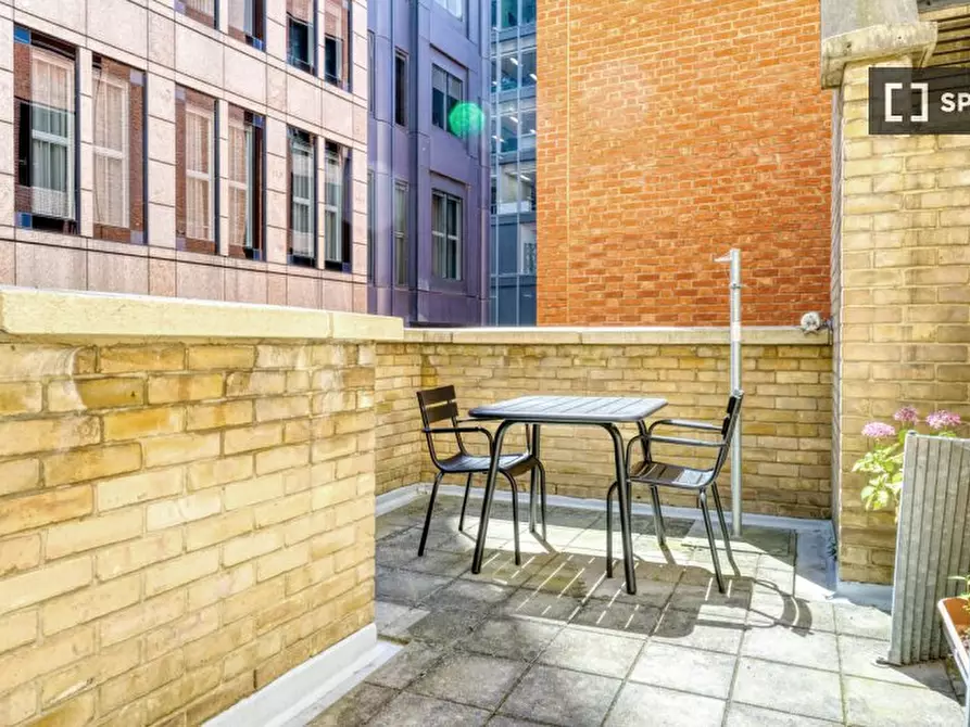 Immagine 4 di Appartamento in affitto  in Bartholomew Cl a Islington