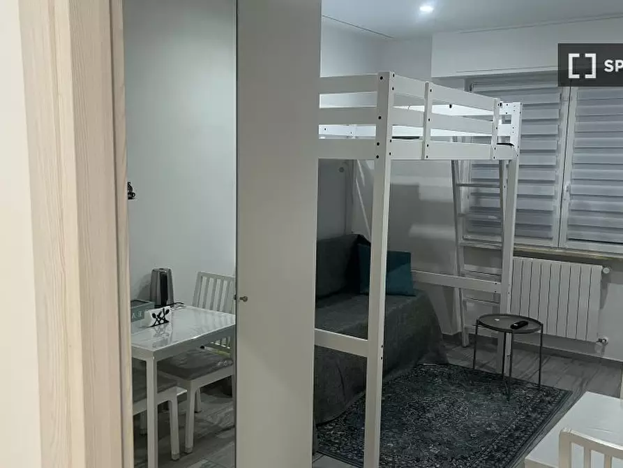 Immagine 14 di Appartamento in affitto  in Via Statilio Tauro a Roma