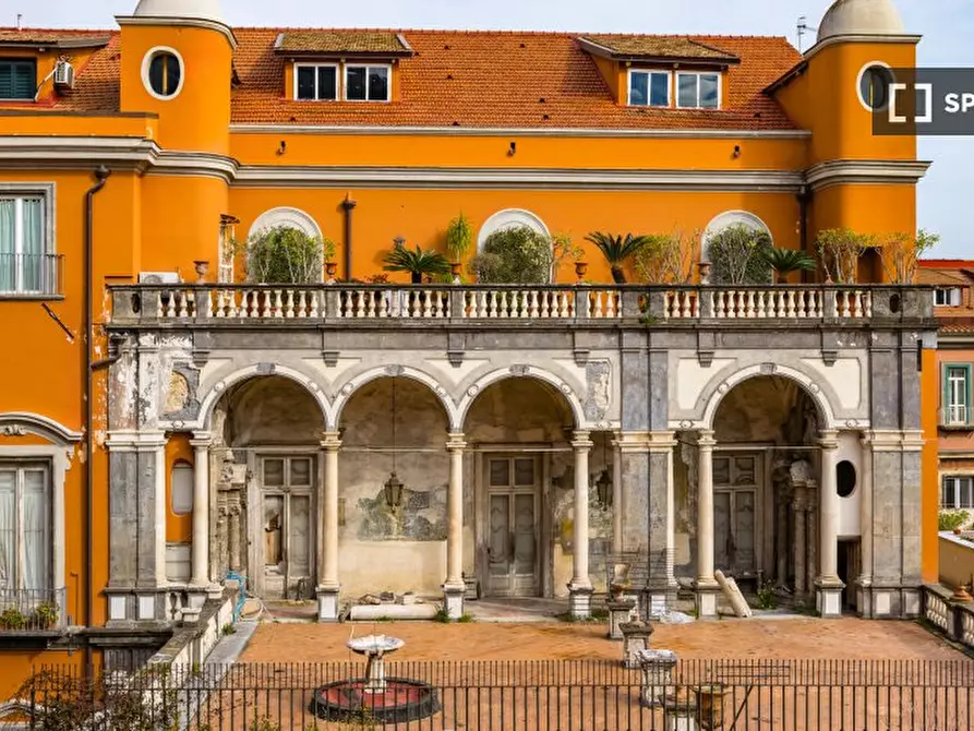 Immagine 8 di Appartamento in affitto  in Via Maddaloni a Napoli