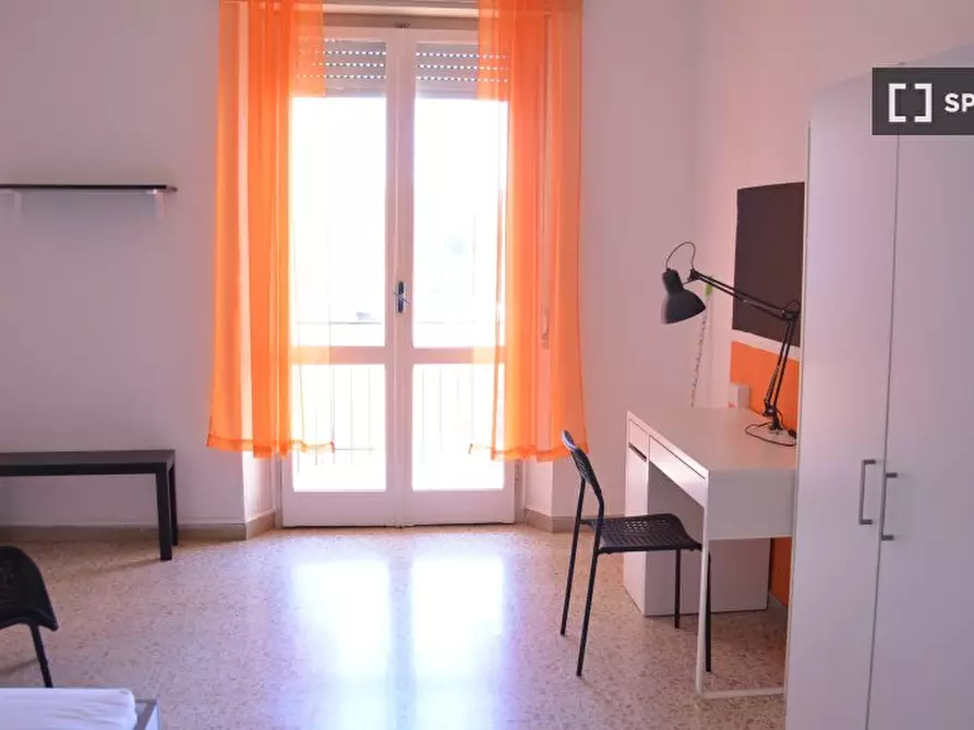 Immagine 16 di Camera condivisa in affitto  in Via Ingurtosu n a Cagliari