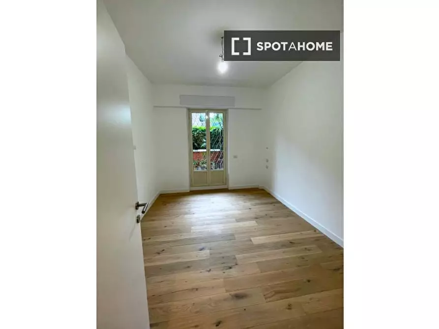 Immagine 2 di Appartamento in affitto  in Via Vitellia a Roma