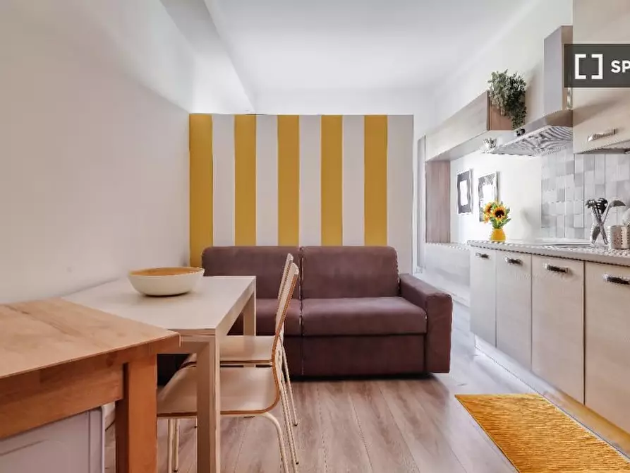 Immagine 5 di Ufficio in affitto  in Via Vigevano a Milano