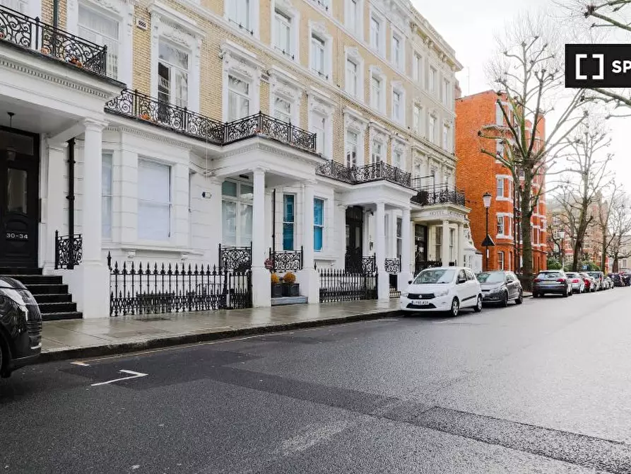 Immagine 14 di Ufficio in affitto  in Flat a Kensington