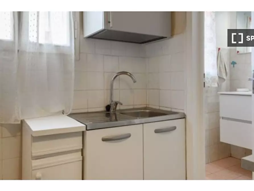 Immagine 6 di Appartamento in affitto  in Via Panzani a Firenze