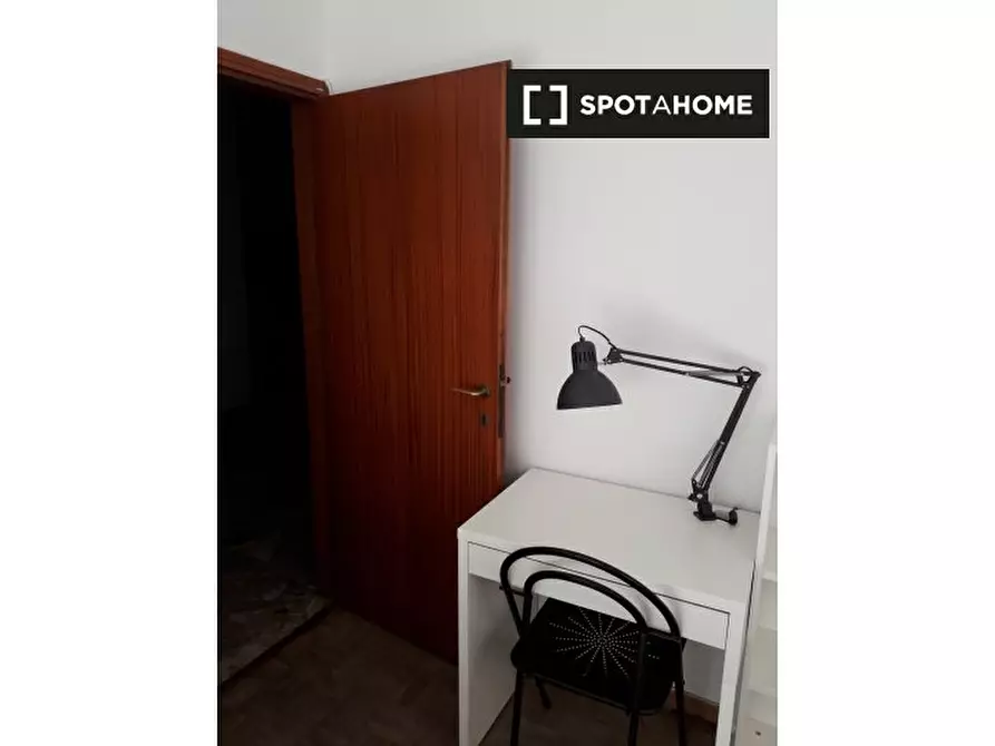 Immagine 10 di Camera condivisa in affitto  in Via Leonetto Cipriani a Bologna